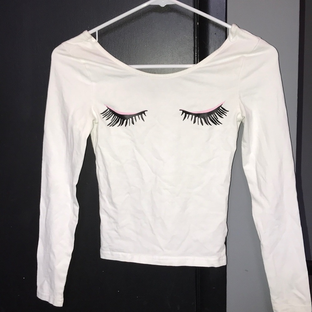 H & M  NWOT LONG SLEEVE EYELID/ EYELASH TOP